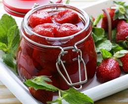 strawberry_jam_with_lemon_and_mint_800 (1)